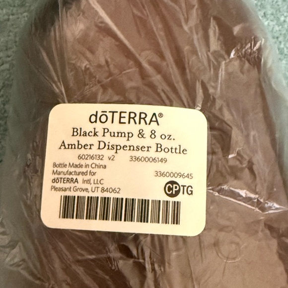 New Set of 4 Amber & Black Foaming Hand Soap Pump - Picture 4 of 4